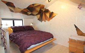 Fantastic Waterside Apartment In Brighton Marina